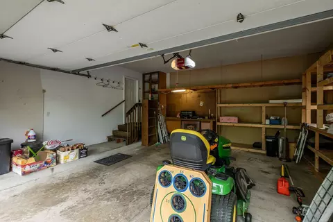 2126 Hartwick, Howell, MI 48855 photo 52