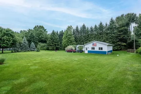 2126 Hartwick, Howell, MI 48855 photo 47