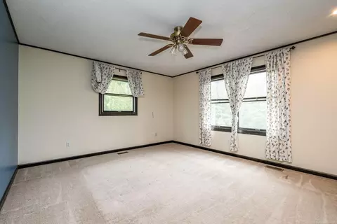 2126 Hartwick, Howell, MI 48855 photo 17