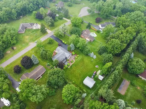 2126 Hartwick, Howell, MI 48855 photo 55