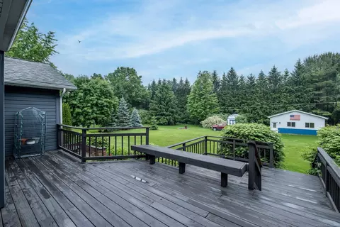 2126 Hartwick, Howell, MI 48855 photo 41