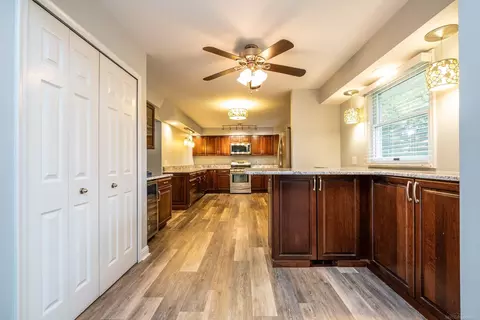 2126 Hartwick, Howell, MI 48855 photo 12