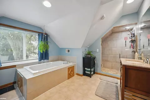 724 Columbia, Algonac, MI 48001 photo 25