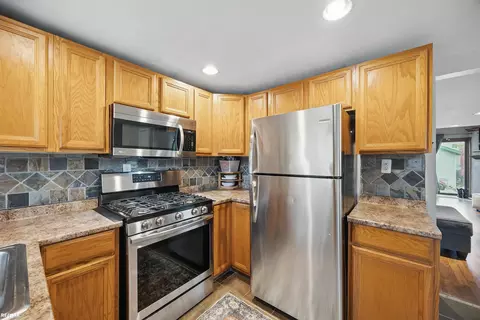 724 Columbia, Algonac, MI 48001 photo 9