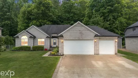 34144 Jerome, Chesterfield, MI 48047