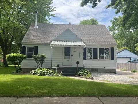 1806 Ames, Essexville, MI 48732