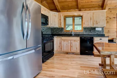 n10047 K 1 Road, Stephenson, MI 49887 photo 5