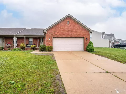 8721 E Park Rdg, Newport, MI 48166