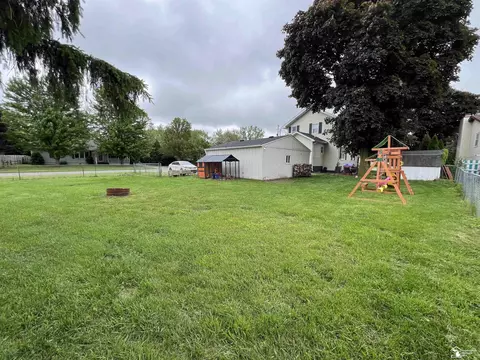 Exterior - 5304 E Dunbar, Monroe, MI 48161 photo 6 of 8