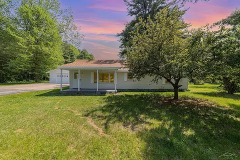 2755 W Burt, Montrose, MI 48457