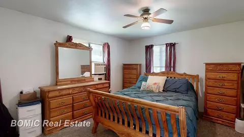 Bedroom - 5612 Jay, Vassar, MI 48768 photo 2 of 5