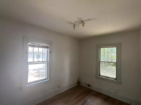2020 Cartier, Flint, MI 48504 photo 9