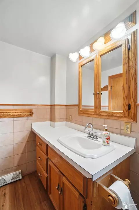 633 Scott, Monroe, MI 48161 photo 29