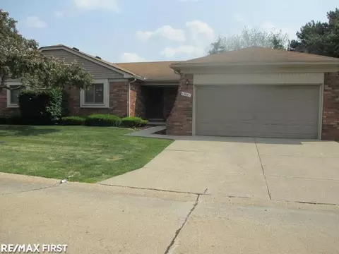 13861 Provincial #7/195, Sterling Heights, MI 48313