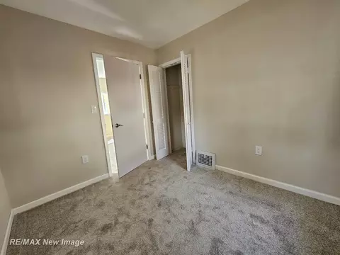 Bedroom - 3705 Gratiot, Flint, MI 48503 photo 2 of 6