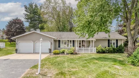 1511 W C, Iron Mountain, MI 49801