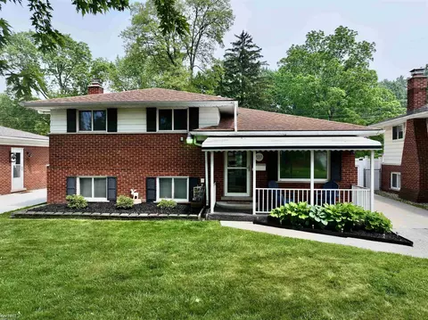 9723 William, Taylor, MI 48180