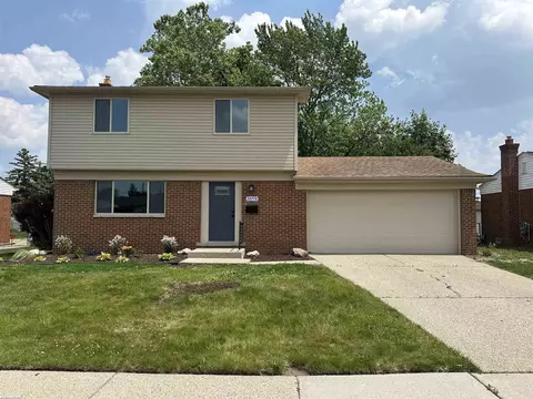 33778 Fraser, Fraser, MI 48026