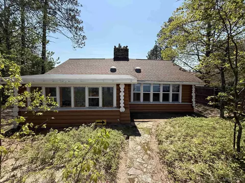 3015 E M28, Marquette, MI 49855