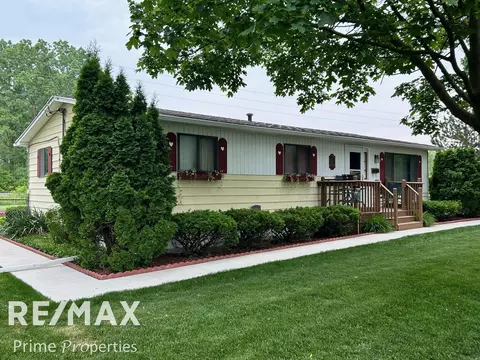 12506 W Washington, Mount Morris, MI 48458