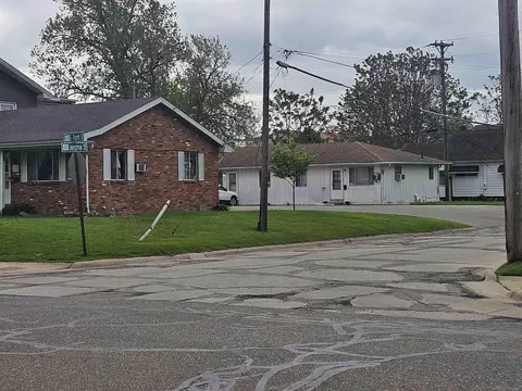 Other - 708 E Front, Monroe, MI 48161 photo 1 of 3