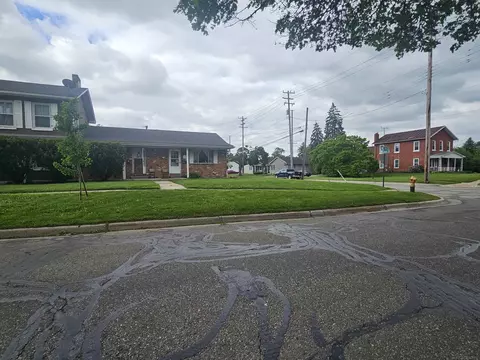Exterior - 708 E Front, Monroe, MI 48161 photo 3 of 11