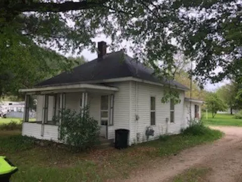 602 N Superior, Farwell, MI 48622