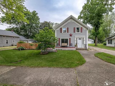 380 E Riv, Deerfield, MI 49238