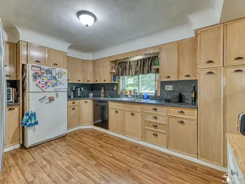 Kitchen - 380 E Riv, Deerfield, MI 49238 photo 1 of 2