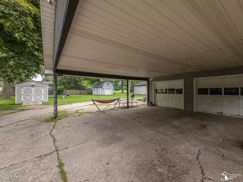 Exterior - 380 E Riv, Deerfield, MI 49238 photo 4 of 9