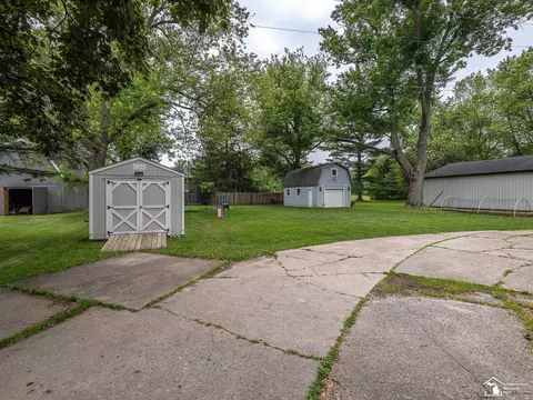 Exterior - 380 E Riv, Deerfield, MI 49238 photo 5 of 9