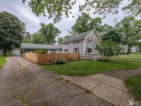 Exterior - 380 E Riv, Deerfield, MI 49238 photo 2 of 9