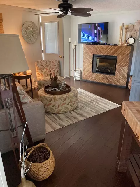 Living - 6401 Swallow, Harrison, MI 48625 photo 1 of 1