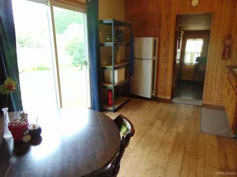 Dining - 104 Willow, Ewen, MI 49925 photo 1 of 2