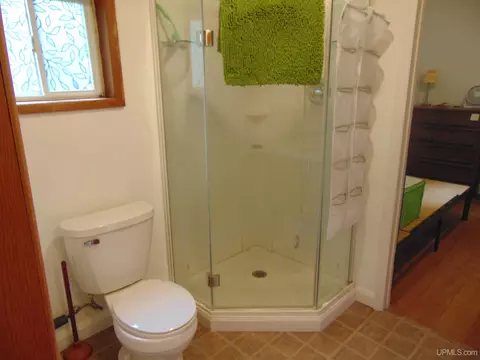 Bath - 104 Willow, Ewen, MI 49925 photo 1 of 5
