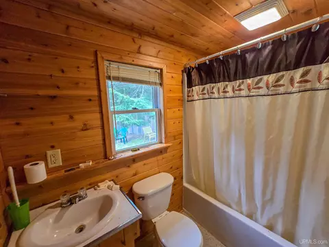 Bath - 14456 N Crooked Lk, Shingleton, MI 49884 photo 1 of 2