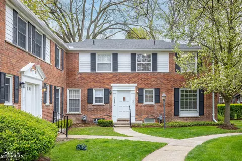 16903 Saint Paul, Grosse Pointe, MI 48230