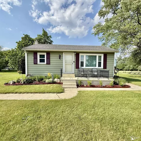 3128 Clayton, Erie, MI 48133