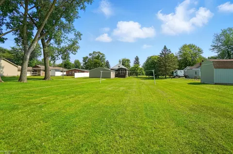 Exterior - 1634 Monroe, Carleton, MI 48117 photo 6 of 11