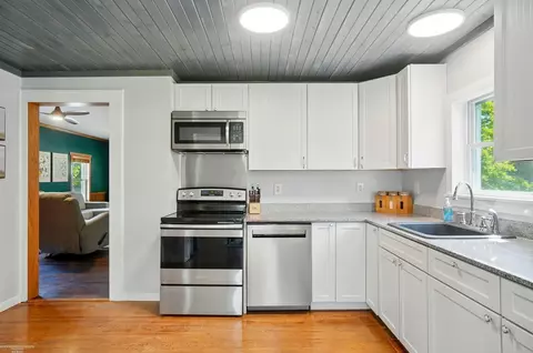 Kitchen - 1634 Monroe, Carleton, MI 48117 photo 3 of 5