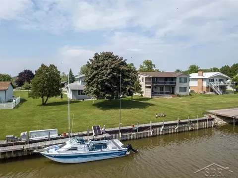 2312 Bay Rdg, Au Gres, MI 48703 photo 3