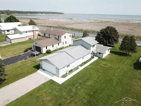 2312 Bay Rdg, Au Gres, MI 48703 photo 2