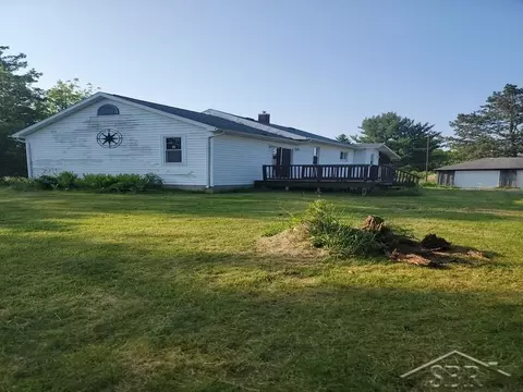 1744 Fischer, Saginaw, MI 48601