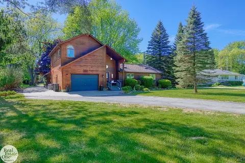 3611 Angus, Fort Gratiot, MI 48059