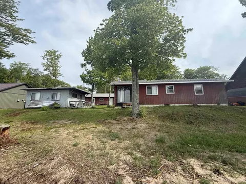 E5563 North Shore, Au Train, MI 49816