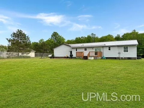 Exterior - 4010 K, Bark River, MI 49807 photo 5 of 6