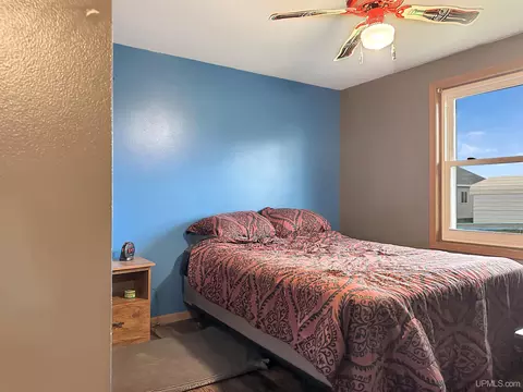 Bedroom - 4010 K, Bark River, MI 49807 photo 1 of 2