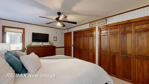 Bedroom - 2258 High, Roscommon, MI 48653 photo 2 of 8