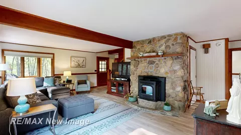Living - 2258 High, Roscommon, MI 48653 photo 2 of 3