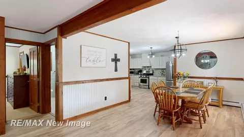 Entry Way - 2258 High, Roscommon, MI 48653 photo 1 of 1